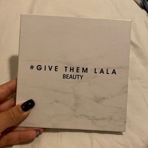highlighter eyeshadow palette